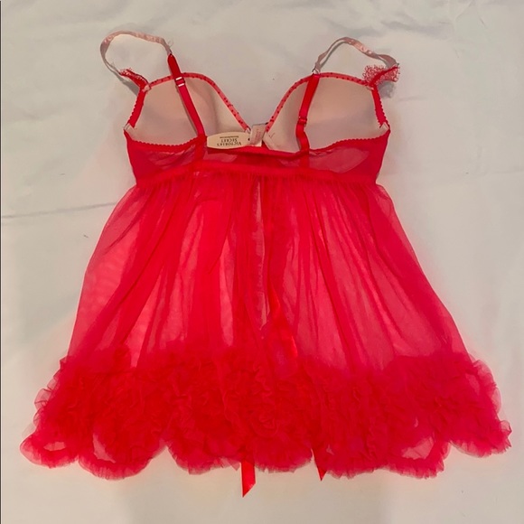 New Victoria Secret Lingerie - Picture 2 of 3